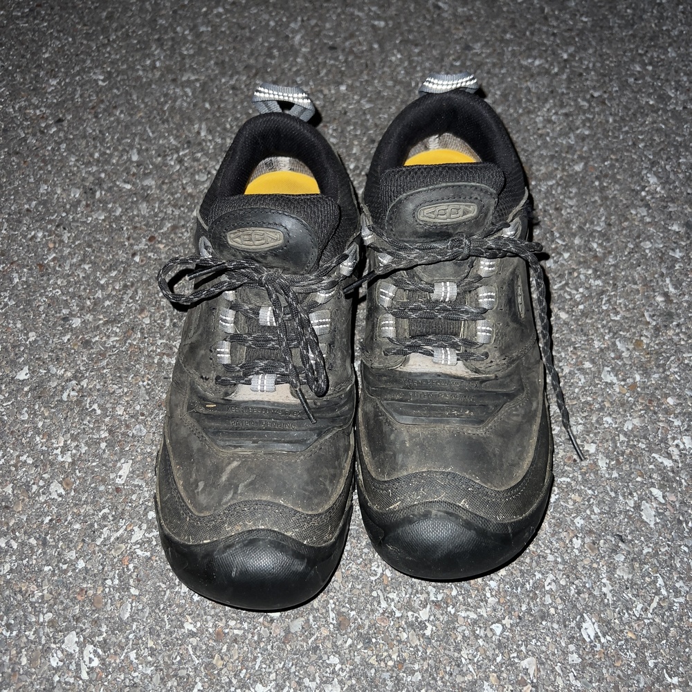 Keen Shoes Mens Size 10 Black Hiking Work Low Top Lace Up Cushioned Sneakers